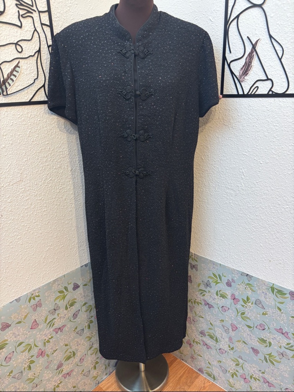 Vintage 1990’s R&M Richards Black Mandarin Collar duster jacket. Size 18.
